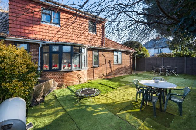 4-bed bungalow on 2A, Ferrers Avenue, West Drayton, £600,000