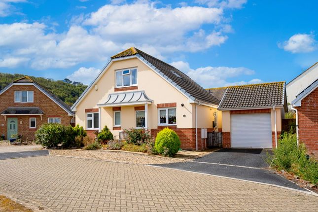 3-bed detached on 12 Millennium Way, Bideford, £415,000
