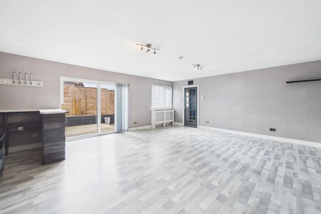 18, Jessie Street, Blairgowrie photo 4