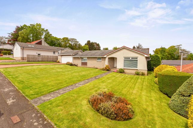 Thumbnail Detached bungalow for sale in 35 Ravelrig Park, Balerno