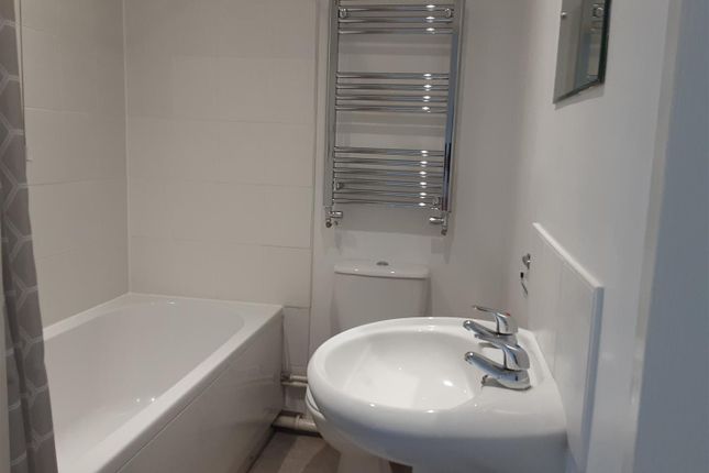 Flat 4, Clare Court, Burghley Street, Bourne photo 4