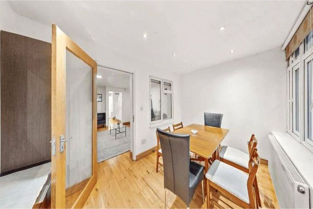 5, Albion Mews, London photo 4