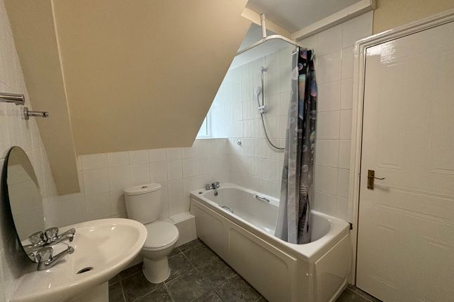 Flat 3, 35, High Street, Downham Market photo 4