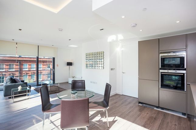 Flat to rent in Cashmere House, Goodman's Fields, Aldgate