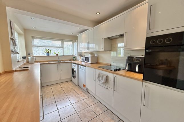 15, Stratford Road, Yeovil photo 2