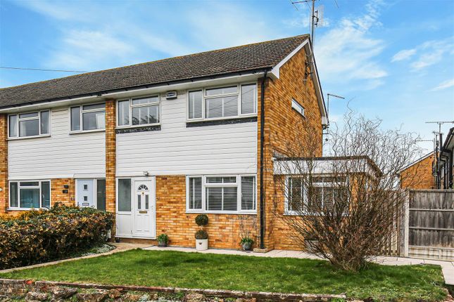 Thumbnail End terrace house to rent in Quebec Avenue, Westerham