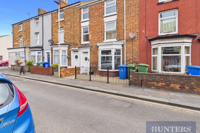 5-bed house on 33, Cambridge Street, Scarborough, £160,000
