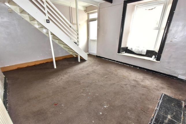 30, East Charles Street, Camborne photo 4