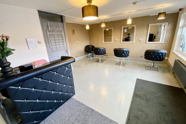 63, Chemical Road, Swansea photo 3