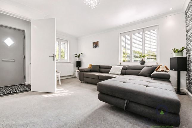 8, Pavilion Drive, Sittingbourne photo 4