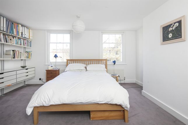 Semi-detached house for sale in Camberwell Grove, Camberwell