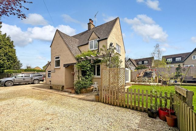 Thumbnail Detached house for sale in Bussage, Stroud, Gloucestershire
