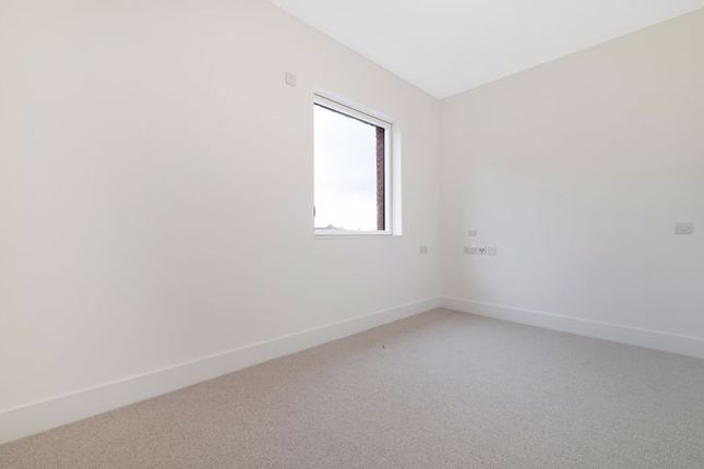 Flat for sale in Elm Road, Sidcup