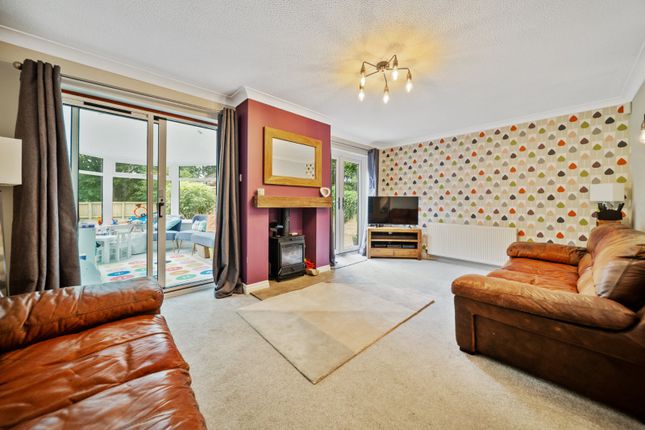 65, Newlaithes Road, Leeds photo 3