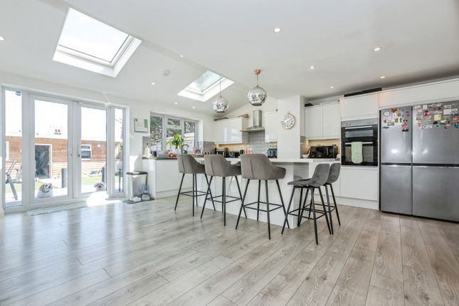 15, Betsham Road, Kent photo 3