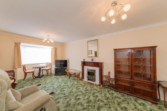 Flat for sale in Church Road, Hendon, London