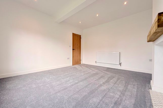 24 Croft Goch Road, Bridgend photo 4