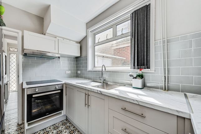 87, Northern Road, Swindon photo 4
