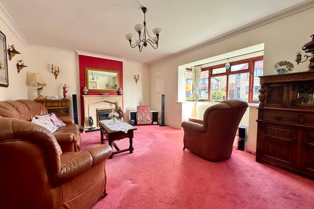 52 Cauldron Barn Road, Swanage photo 2