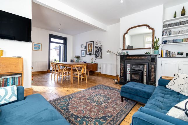 50 St. Vincent Road, Southsea photo 3