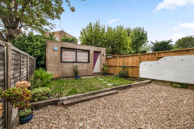 78A, Raleigh Road, London photo 4