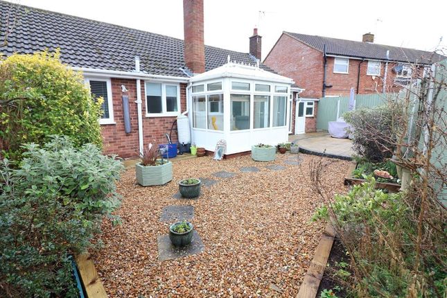 Bungalow for sale in Norman Road, Barton Le Clay, Bedfordshire