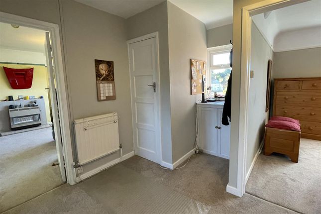 Flat for sale in Amberley Road, Milford, Godalming