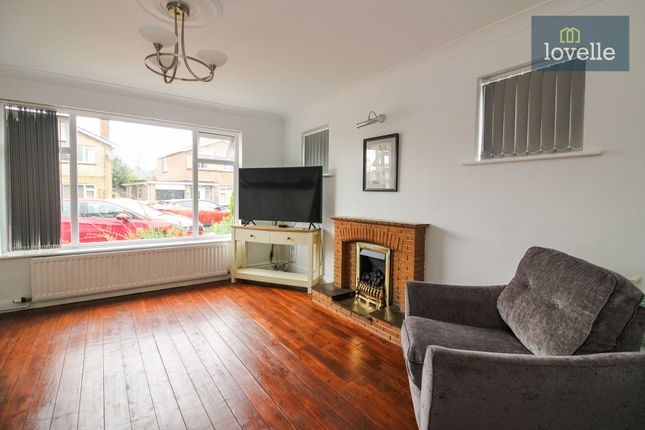 26 Elm Drive, Louth photo 3