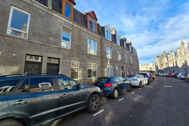Thumbnail Flat to rent in Hollybank Place, City Centre, Aberdeen
