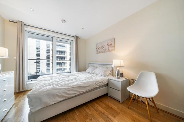 Flat for sale in Marina Point, Imperial Wharf
