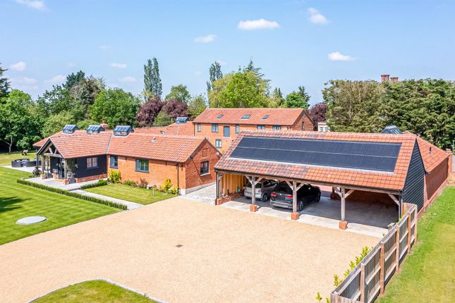 Barn conversion for sale in East Hanningfield Road, Sandon, Chelmsford