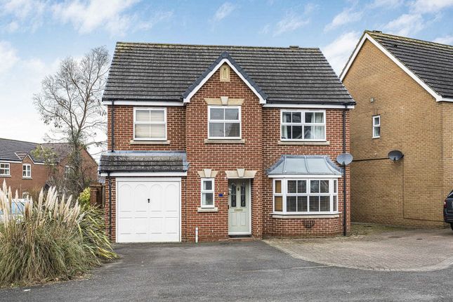 Detached house for sale in Hamilton Close, Bicester
