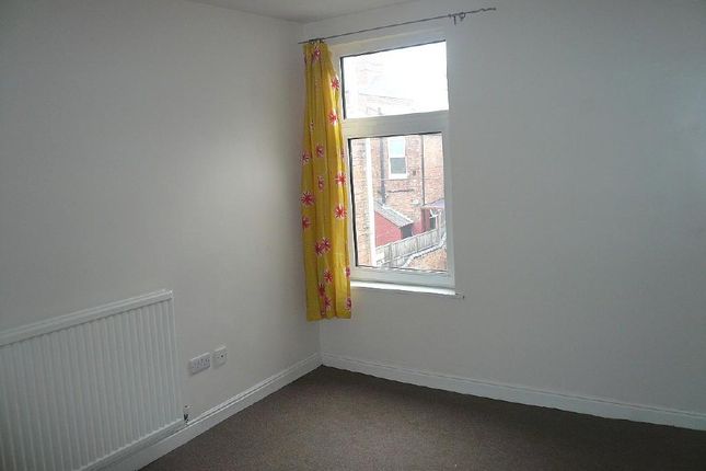 Flat to rent in Nedhan Street, Leicester