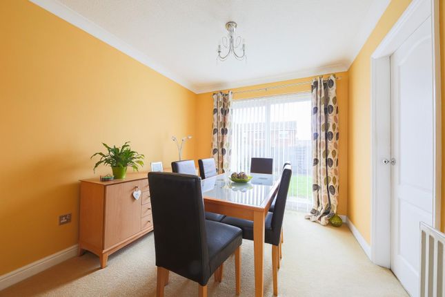 15, Kettering Place, Cramlington photo 4