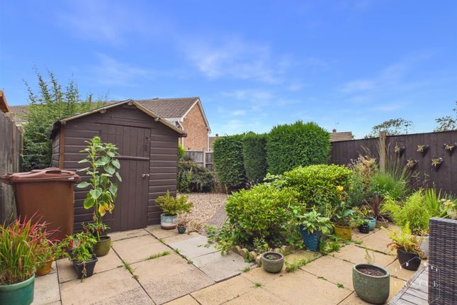 30, Stoneygate Drive, Hinckley photo 4