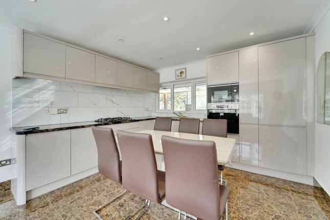 16, The Furlong, Bedford photo 2