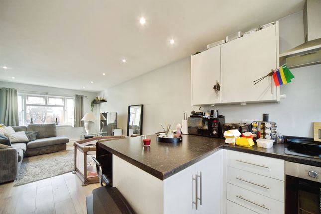 174, Rowan Drive, Broxbourne photo 4