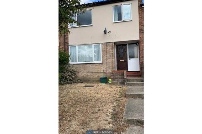 Thumbnail Terraced house to rent in Hamlet Drive, Colchester