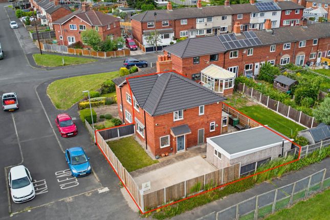 17, Blands Avenue, Castleford photo 4