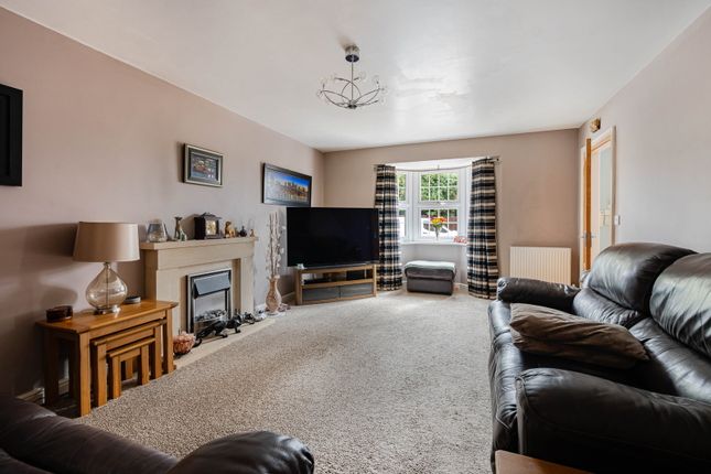 5, Coachmans Court, Grantham photo 4