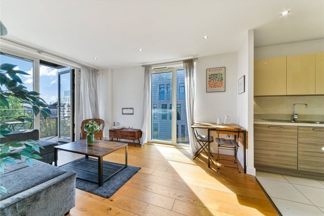 Thumbnail Flat for sale in Lovelace Street, London