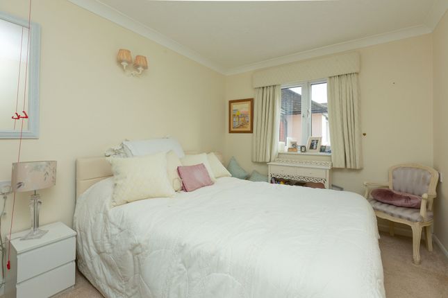 Flat for sale in Rowena Road, Palm Court Rowena Road