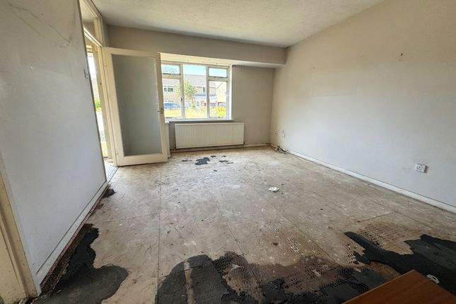 12, Wheeler Grove, Wells photo 2