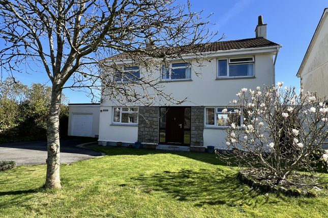 4 Bedroom Detached House For Sale