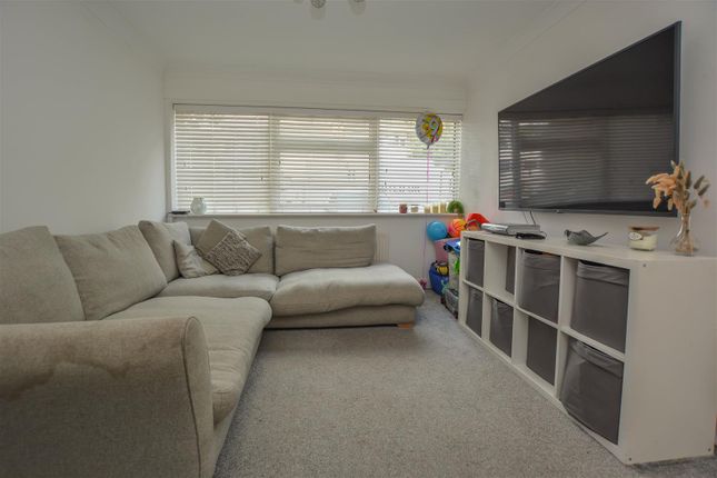 3 Hamlet Court, Leonard Way, Brentwood photo 2