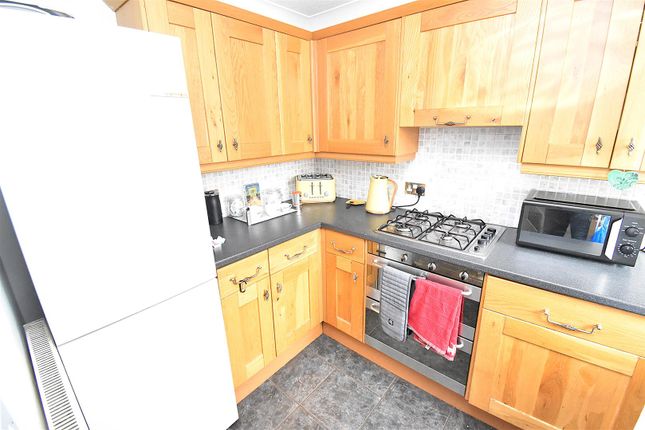 10, Foxhunters Way, Pontefract photo 2