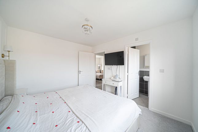 10 Jockey Way, Andover photo 4