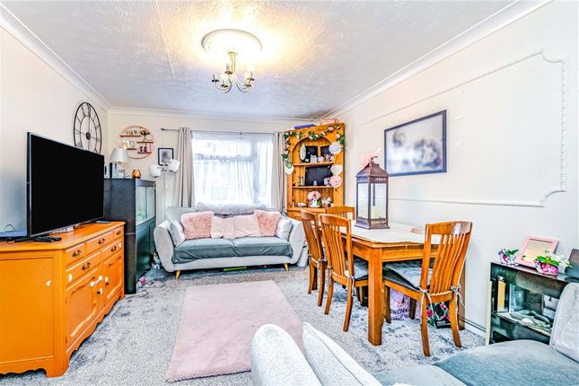 Thumbnail Terraced house for sale in Parsons Mead, Croydon, Surrey