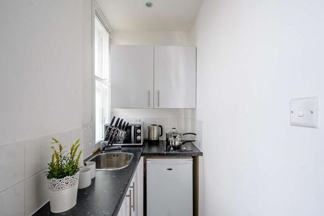 Apartment, 68, 39 Hill Street, London, London photo 3