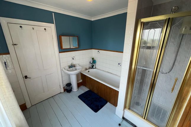 Family Bathroom/Shower Room/WC